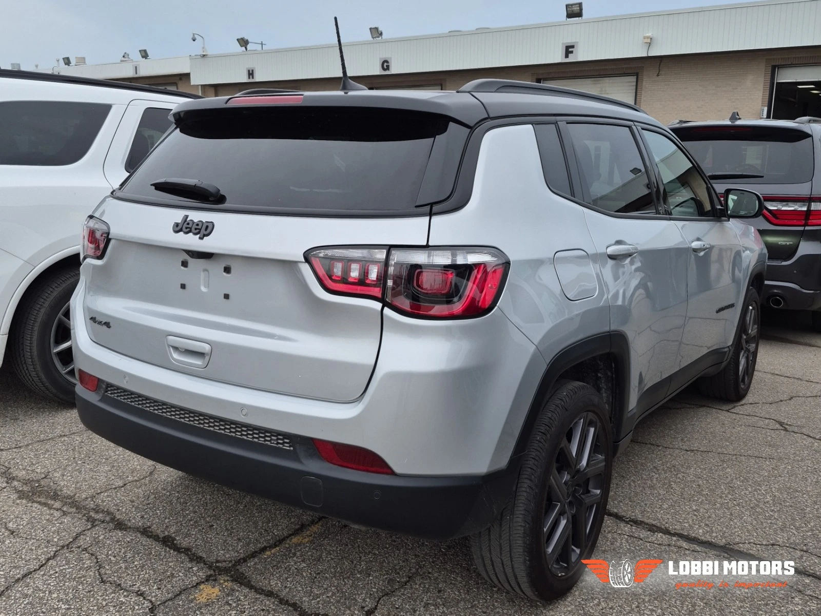 Jeep Compass, снимка 3 - Автомобили и джипове - 56069294
