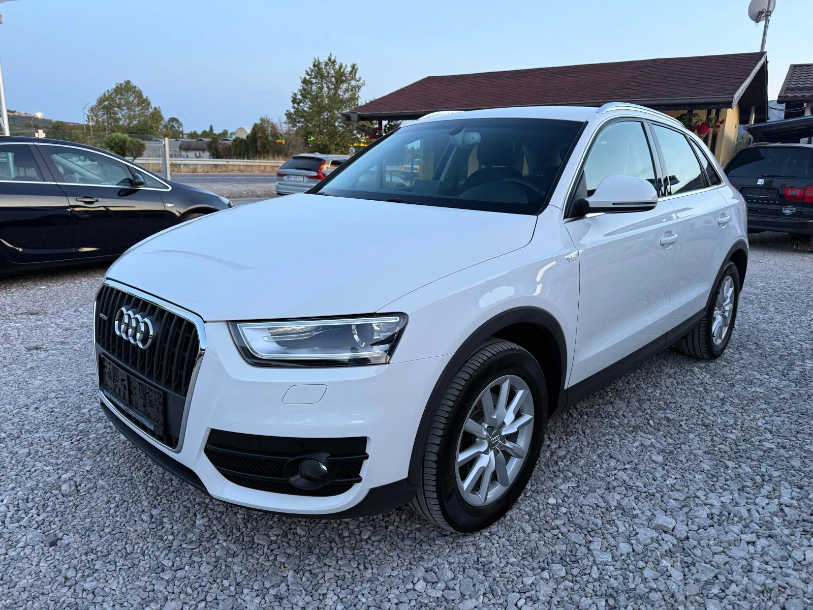 Audi Q3 2.0 TDI Quattro ! ! АВТОМАТ !! LED !!, снимка 7 - Автомобили и джипове - 56135901
