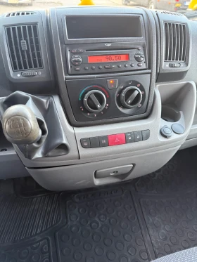 Peugeot Boxer 2.2HDI, Airco, Нов внос, 217000км | Auto.bg — изображение 9