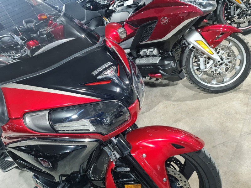 Honda Gold Wing BLACK & RED 2021, снимка 7 - Мотоциклети и мототехника - 44355243