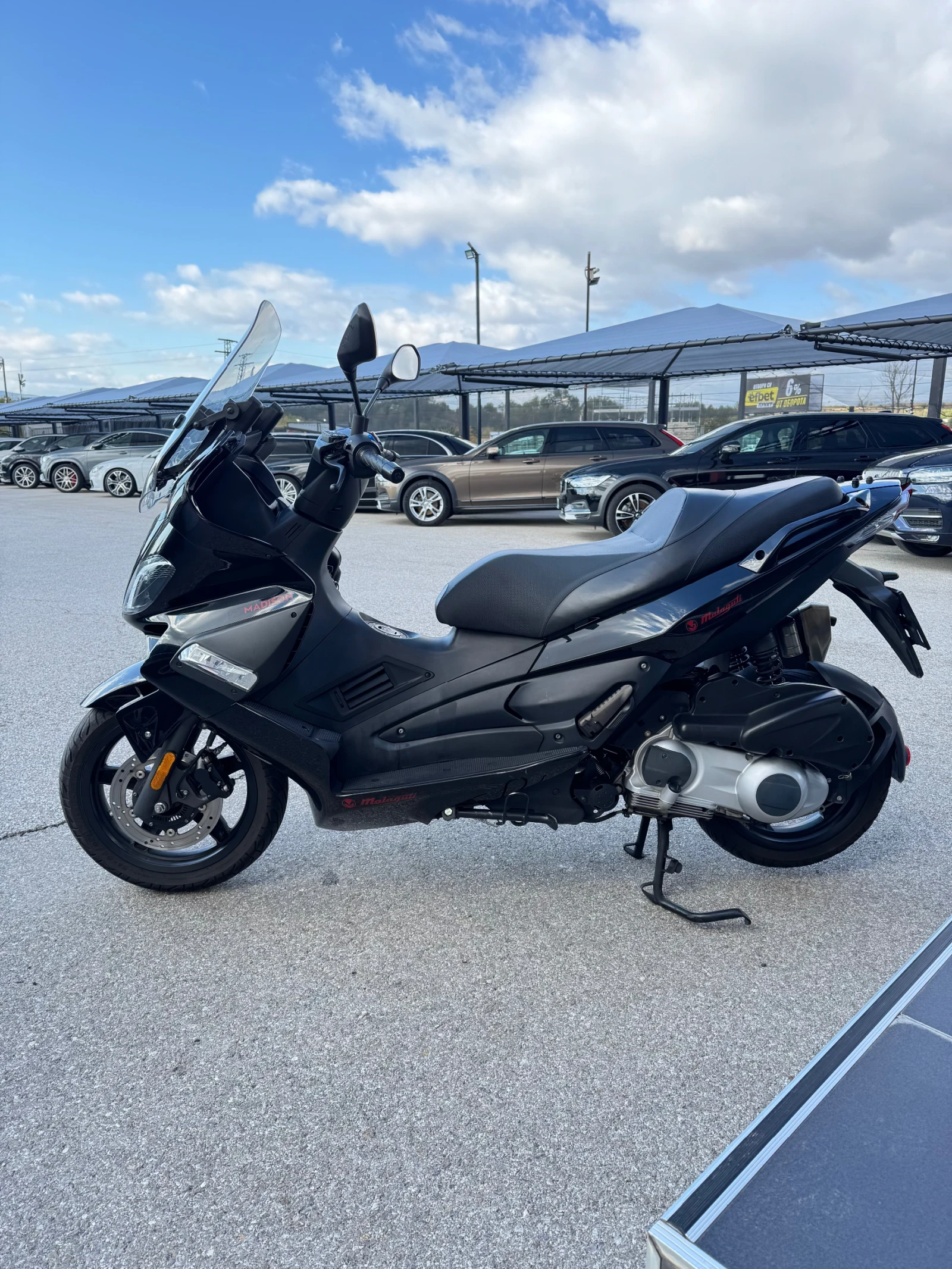 Malaguti Madison 300i-2020г.-ABS-TCS-LED-TOP - изображение 5