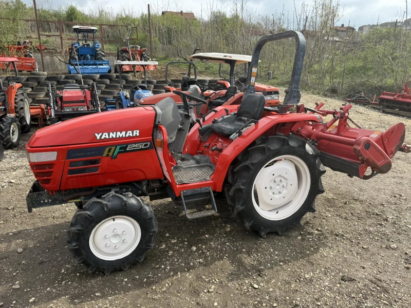 Трактор Yanmar AF250 4x4, снимка 4 - Селскостопанска техника - 52347654