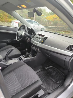Mitsubishi Lancer, снимка 2