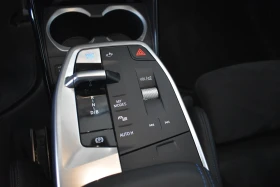 BMW iX2 xDrive30, снимка 10