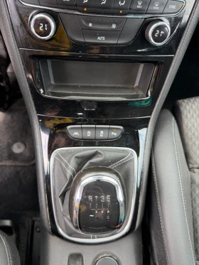 Opel Astra 1.6d Lane Assist* recaro* navi, снимка 15