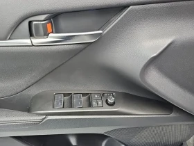 Toyota Camry, снимка 15