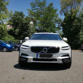 Volvo V90 Cross Country, снимка 1