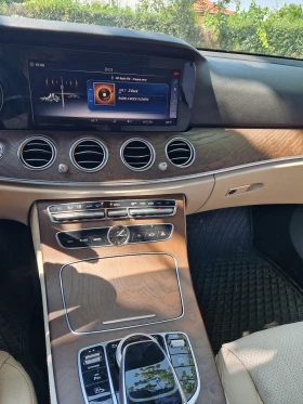 Mercedes-Benz E 300 4 matic, снимка 7