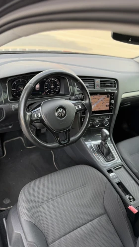 VW Golf 7.5 R-Line Digital Cockpit Panoramic LED | Auto.bg — изображение 10