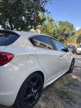 Alfa Romeo Giulietta - 7500 € / 14668.73 лв. - 38214805 7