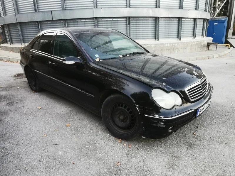 Mercedes-Benz C 220 2.2CDI, снимка 2 - Автомобили и джипове - 38776909