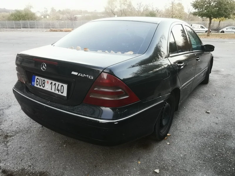 Mercedes-Benz C 220 2.2CDI, снимка 6 - Автомобили и джипове - 38776909