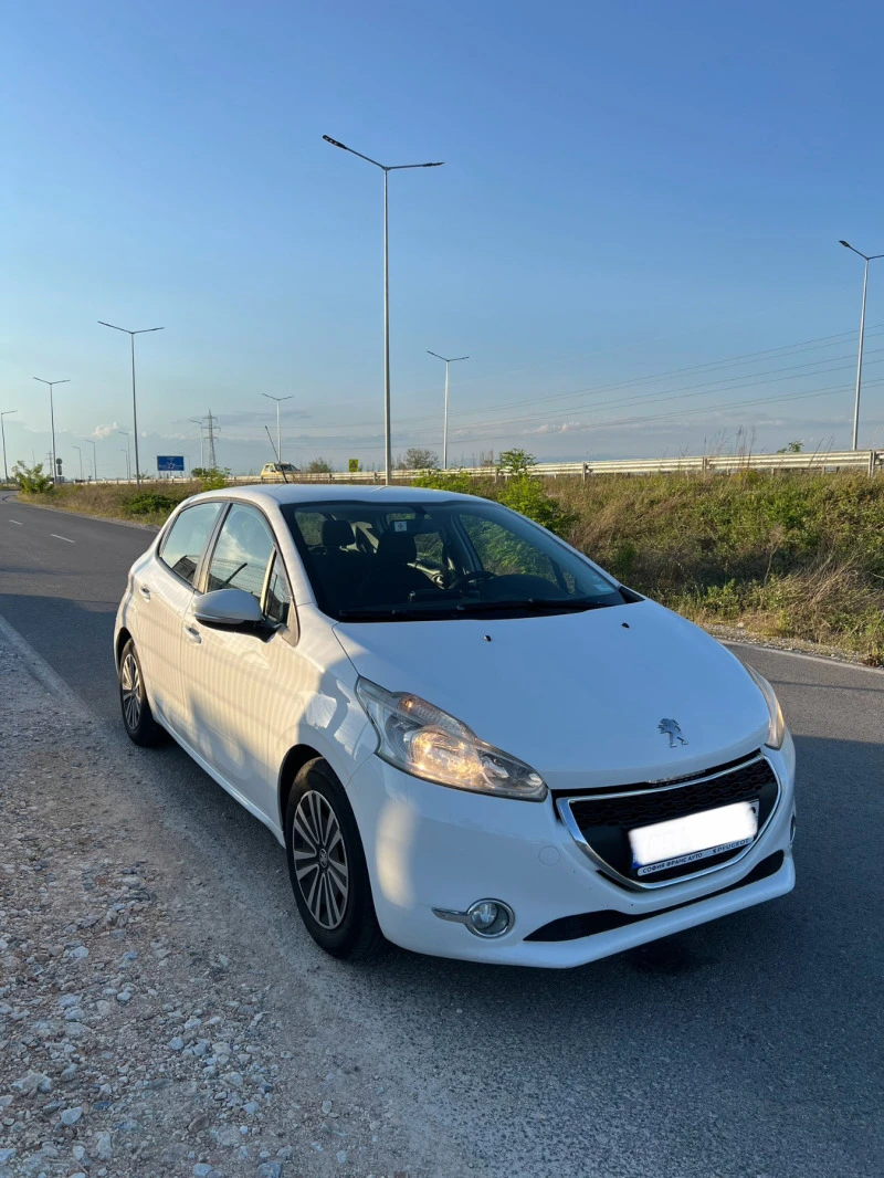 Peugeot 208 1.4 HDI, снимка 2 - Автомобили и джипове - 47418857