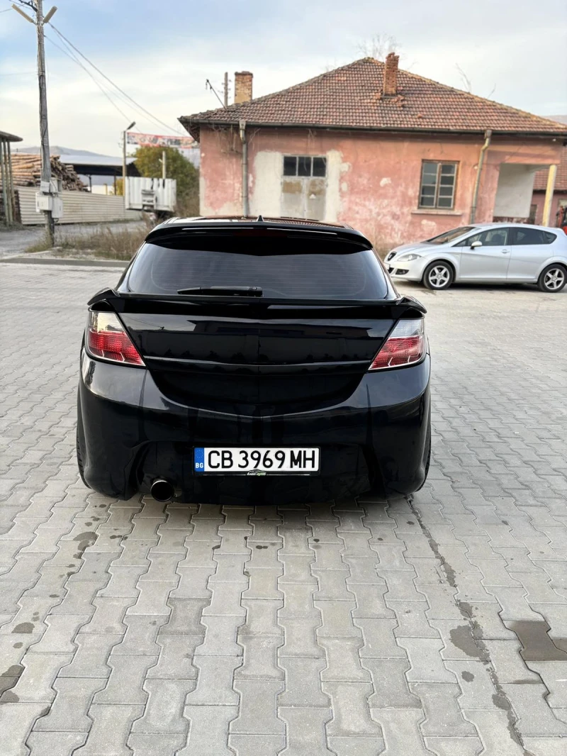 Opel Astra GTC 1.6 turbo, снимка 3 - Автомобили и джипове - 47740038