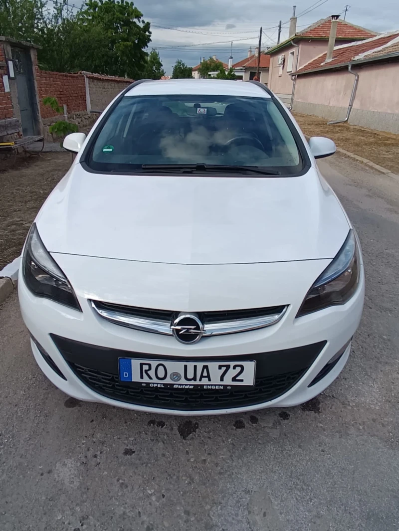 Opel Astra, снимка 1 - Автомобили и джипове - 48015458