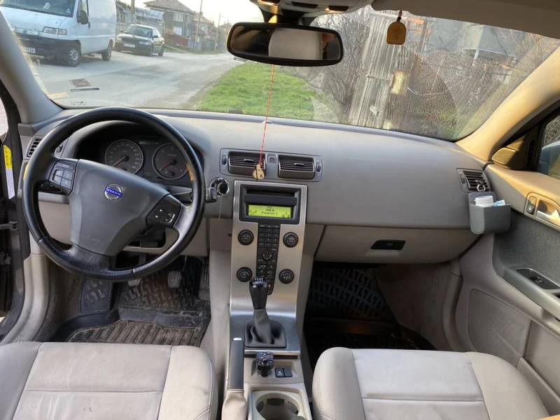 Volvo V50 2000, снимка 8 - Автомобили и джипове - 48648307