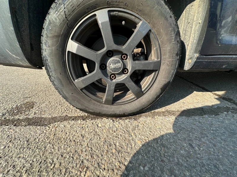 VW Caddy, снимка 14 - Автомобили и джипове - 49270037