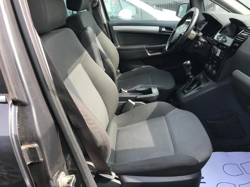 Opel Zafira 1.7cdti-6ск. Face, снимка 10 - Автомобили и джипове - 49281690