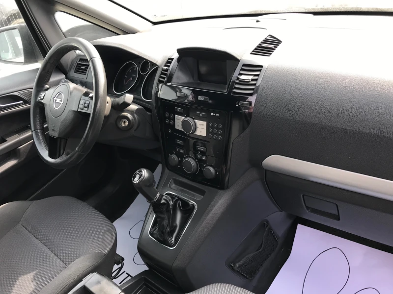 Opel Zafira 1.7cdti-6ск. Face, снимка 14 - Автомобили и джипове - 49281690