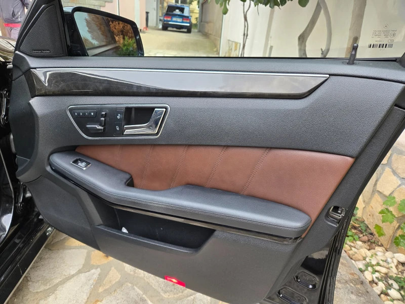 Mercedes-Benz E 500 W212 5.5 AMG 4matic , снимка 9 - Автомобили и джипове - 52567857