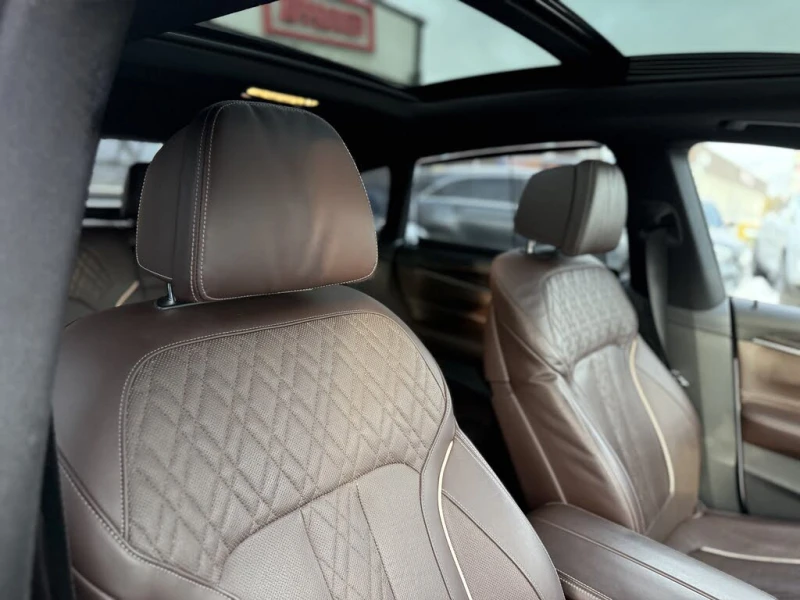 BMW 6 GT 40i* МАСАЖ* ПАНОРАМА* ОБДУХВАНЕ* 4 ПОДГРЕВА* HARMA, снимка 11 - Автомобили и джипове - 52528276