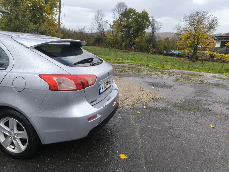 Mitsubishi Lancer, снимка 5 - Автомобили и джипове - 52721313