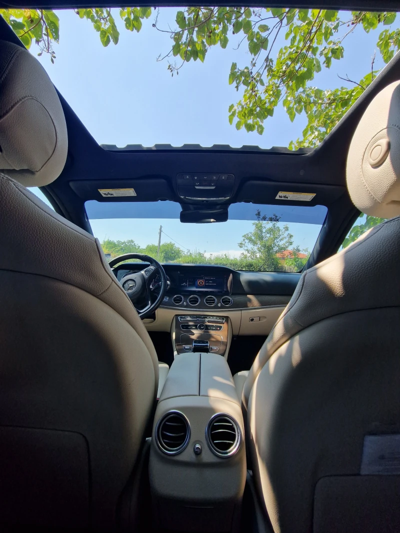 Mercedes-Benz E 300 4 matic, снимка 2 - Автомобили и джипове - 52758065