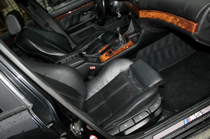 BMW 525 M ПАКЕТ РЪЧКА, снимка 7 - Автомобили и джипове - 53090775
