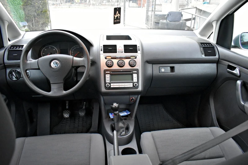 VW Touran 1.9 Tdi 90 , снимка 12 - Автомобили и джипове - 53091300