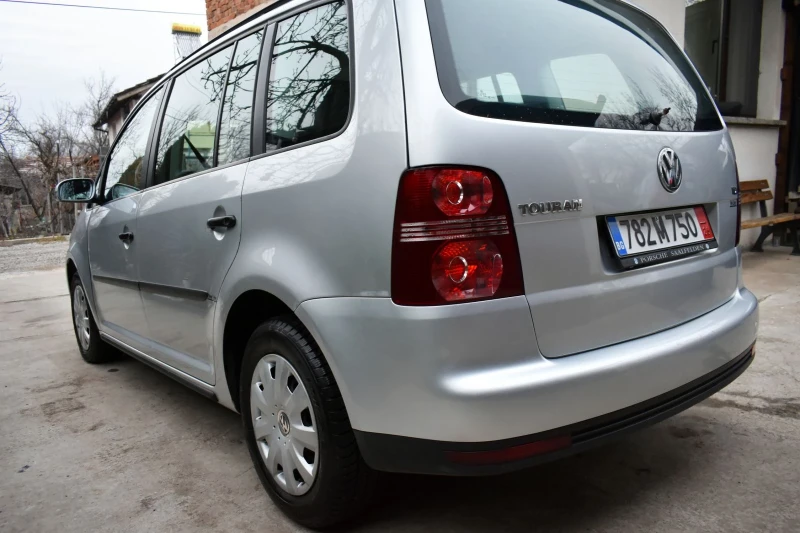 VW Touran 1.9 Tdi 90 , снимка 7 - Автомобили и джипове - 53091300