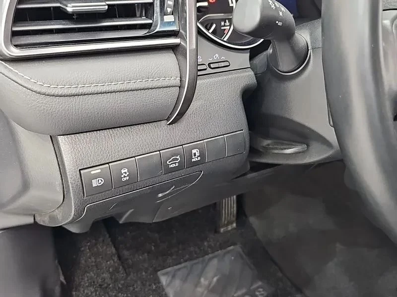 Toyota Camry, снимка 16 - Автомобили и джипове - 56740340
