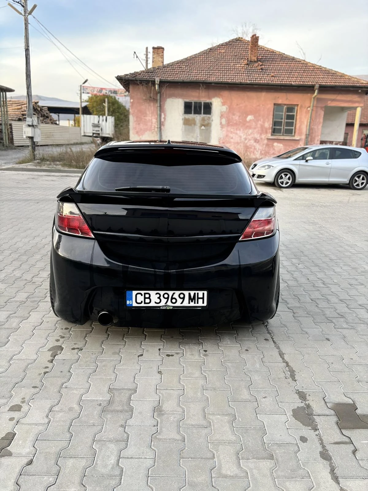 Opel Astra GTC 1.6 turbo - изображение 3