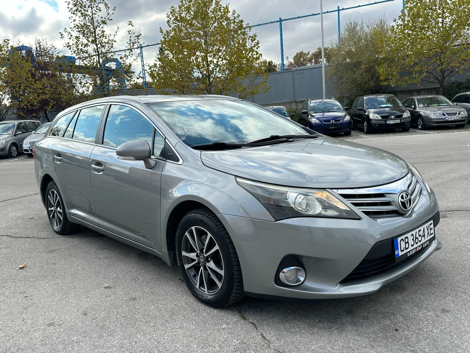 Toyota Avensis 2.0D4D 124К.с. Facelift - изображение 6