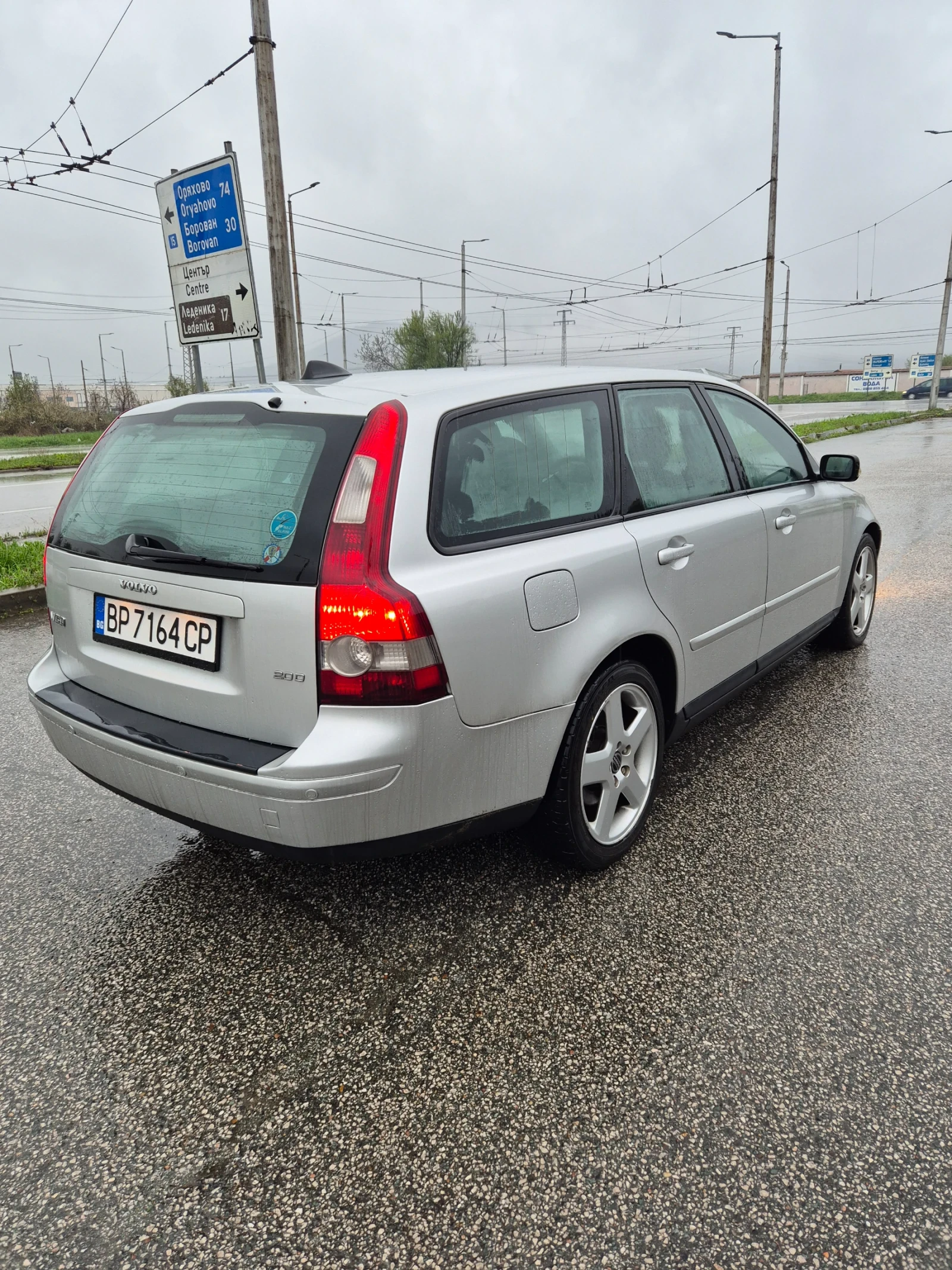 Volvo V50 2.0HDI 136hp 6скорости - изображение 4