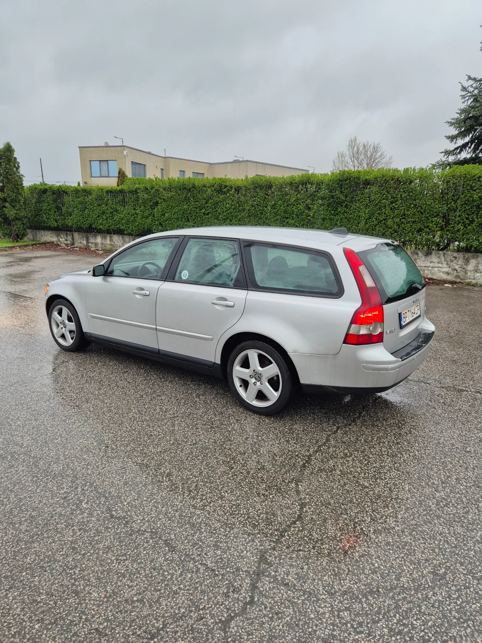 Volvo V50 2.0HDI 136hp 6скорости - изображение 7