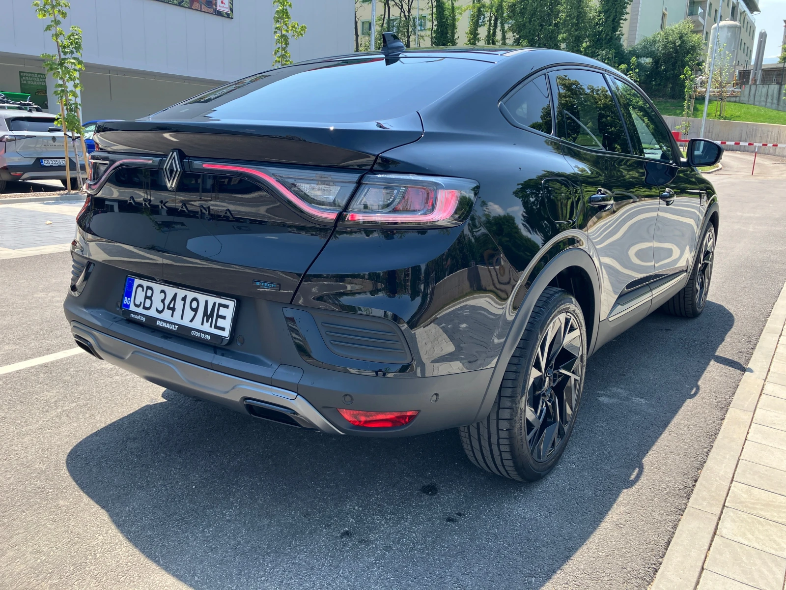 Renault Arkana Esprit Alpine 145 - изображение 4