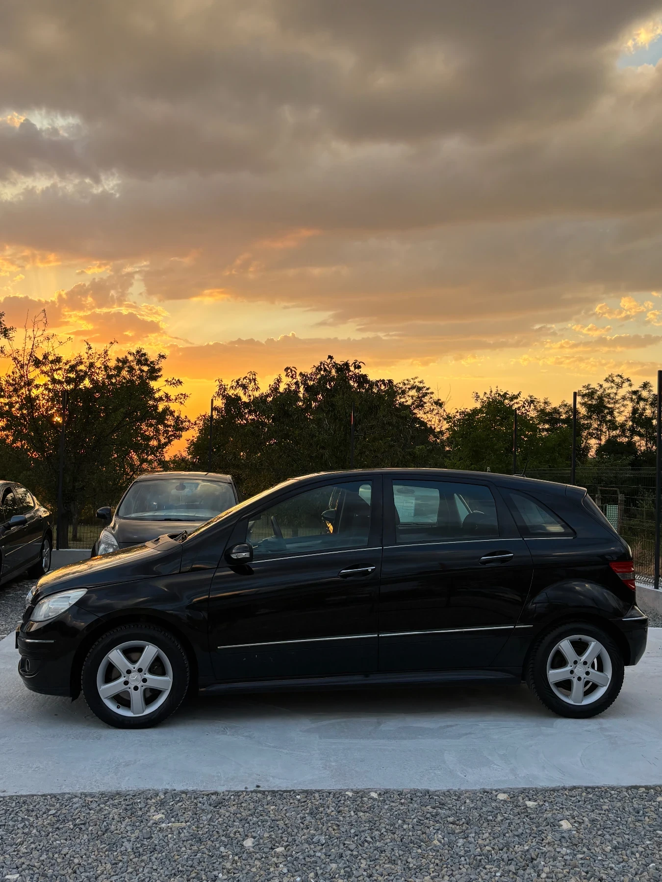 Mercedes-Benz B 180  - изображение 3