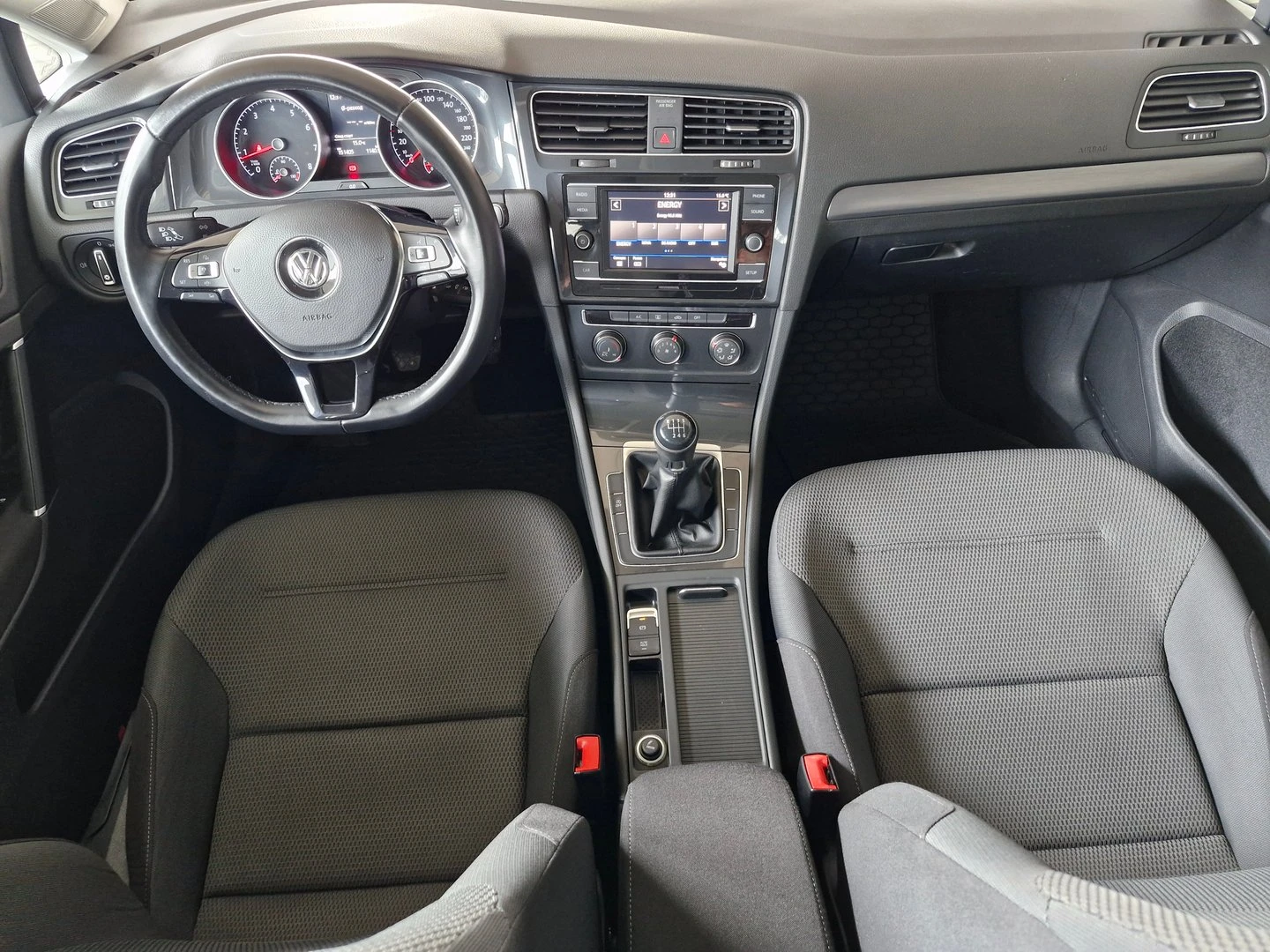 VW Golf Variant Comfortline 1.5TSI EVO BMT - изображение 4