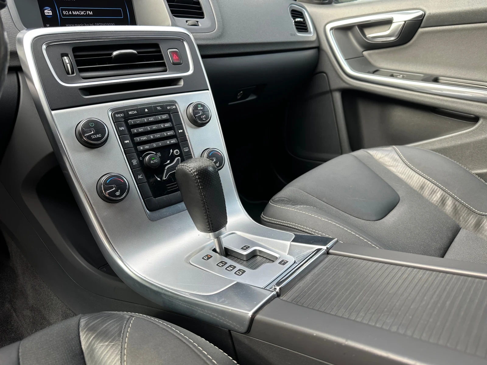 Volvo V60 2.0D R-Design  | Mobile.bg � ����������� 12