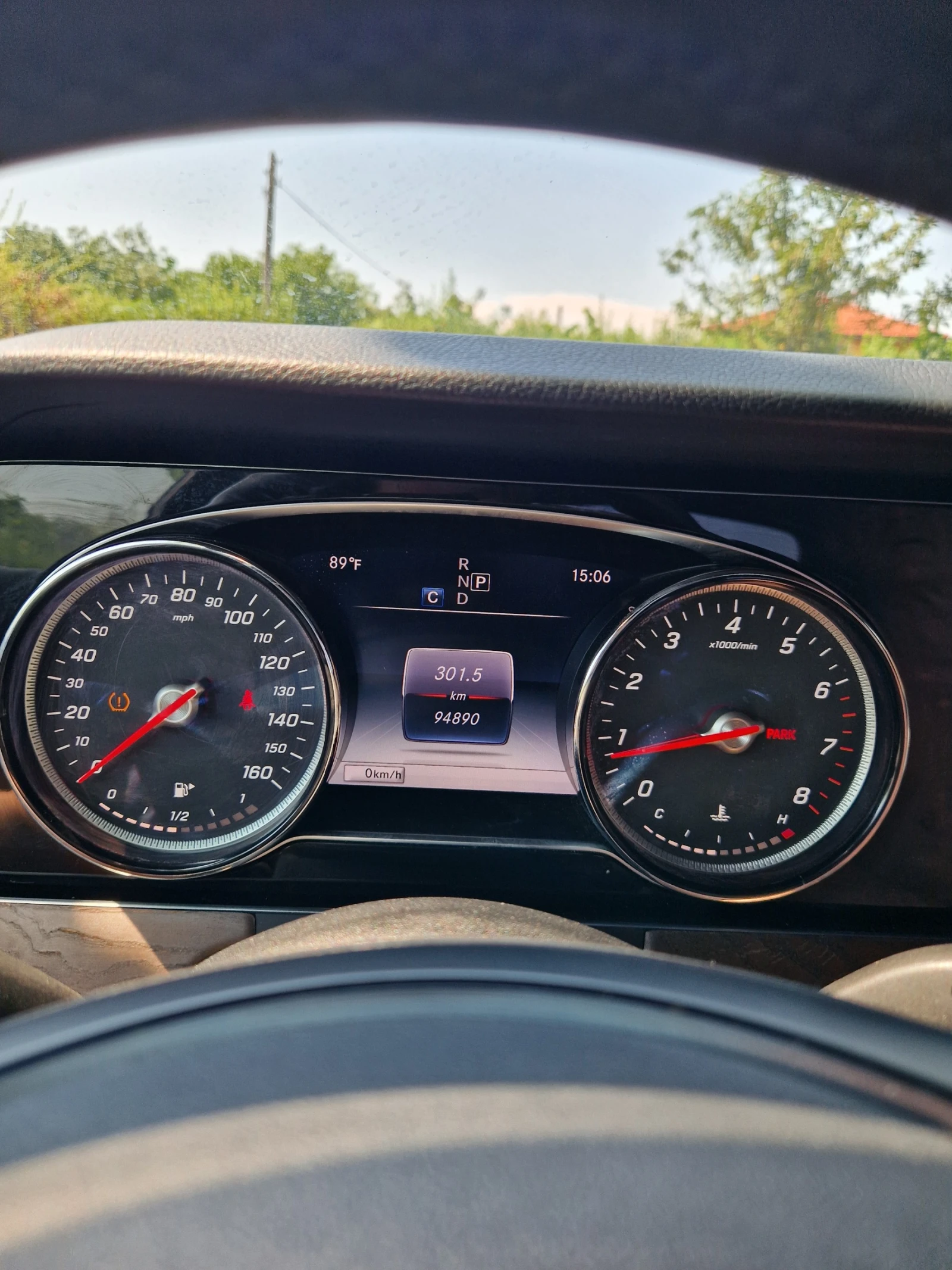 Mercedes-Benz E 300 4 matic - изображение 9