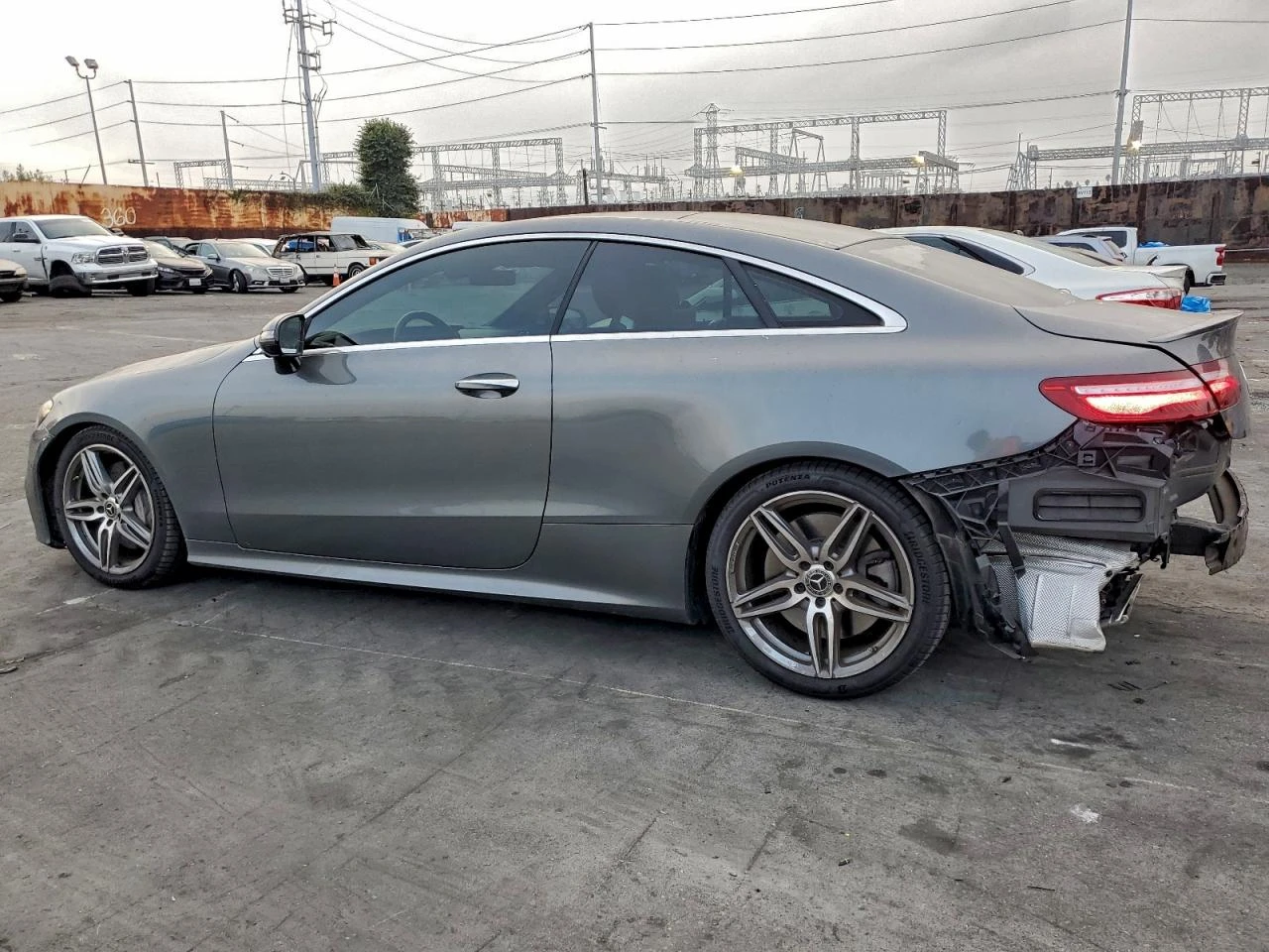 Mercedes-Benz E 400 DIGITAL* ОБДУХВАНЕ* ПОДГРЕВ* BURMESTER* ПАНОРАМА*  - изображение 2