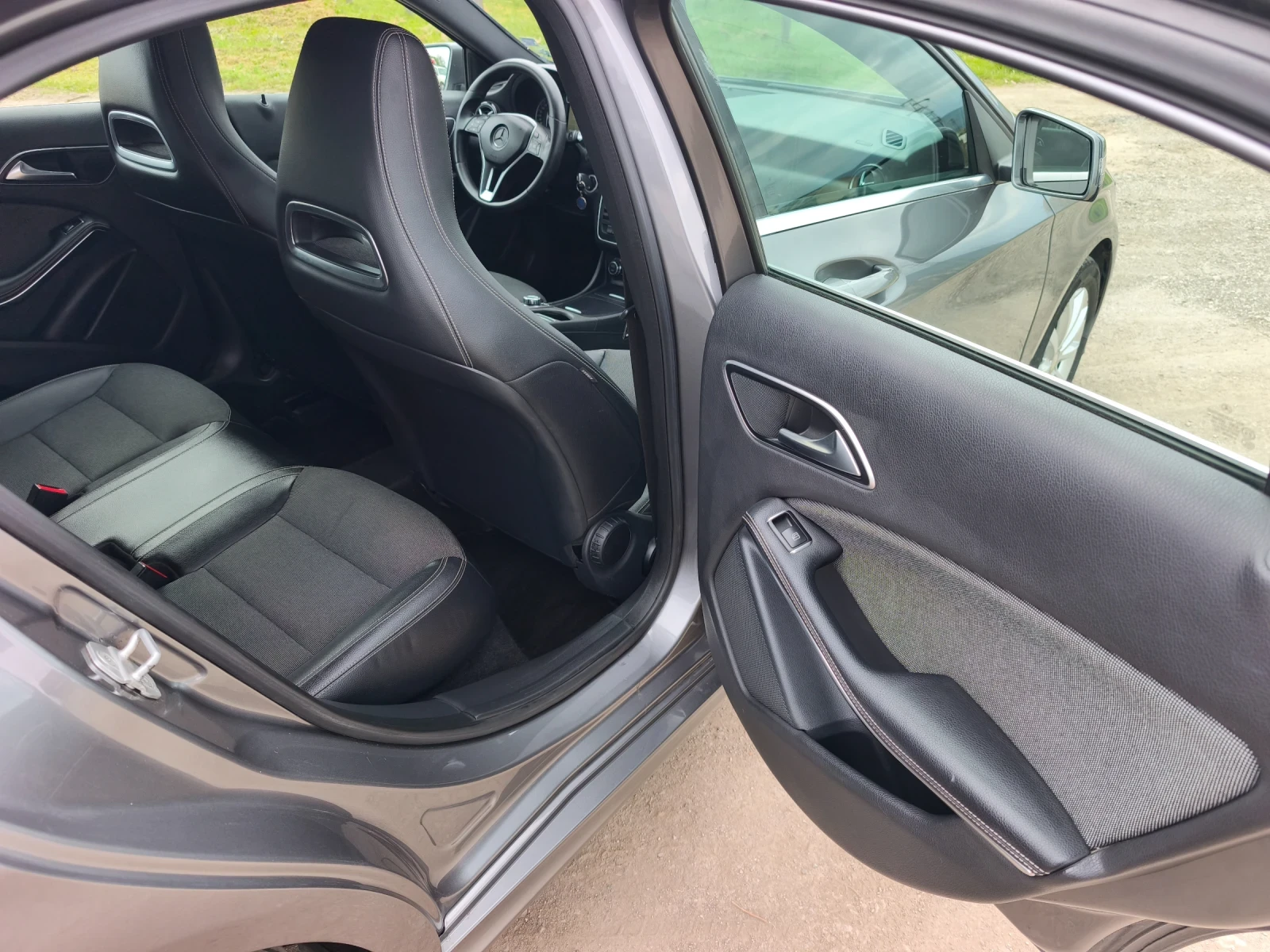 Mercedes-Benz A 180, снимка 14 - Автомобили и джипове - 54303127