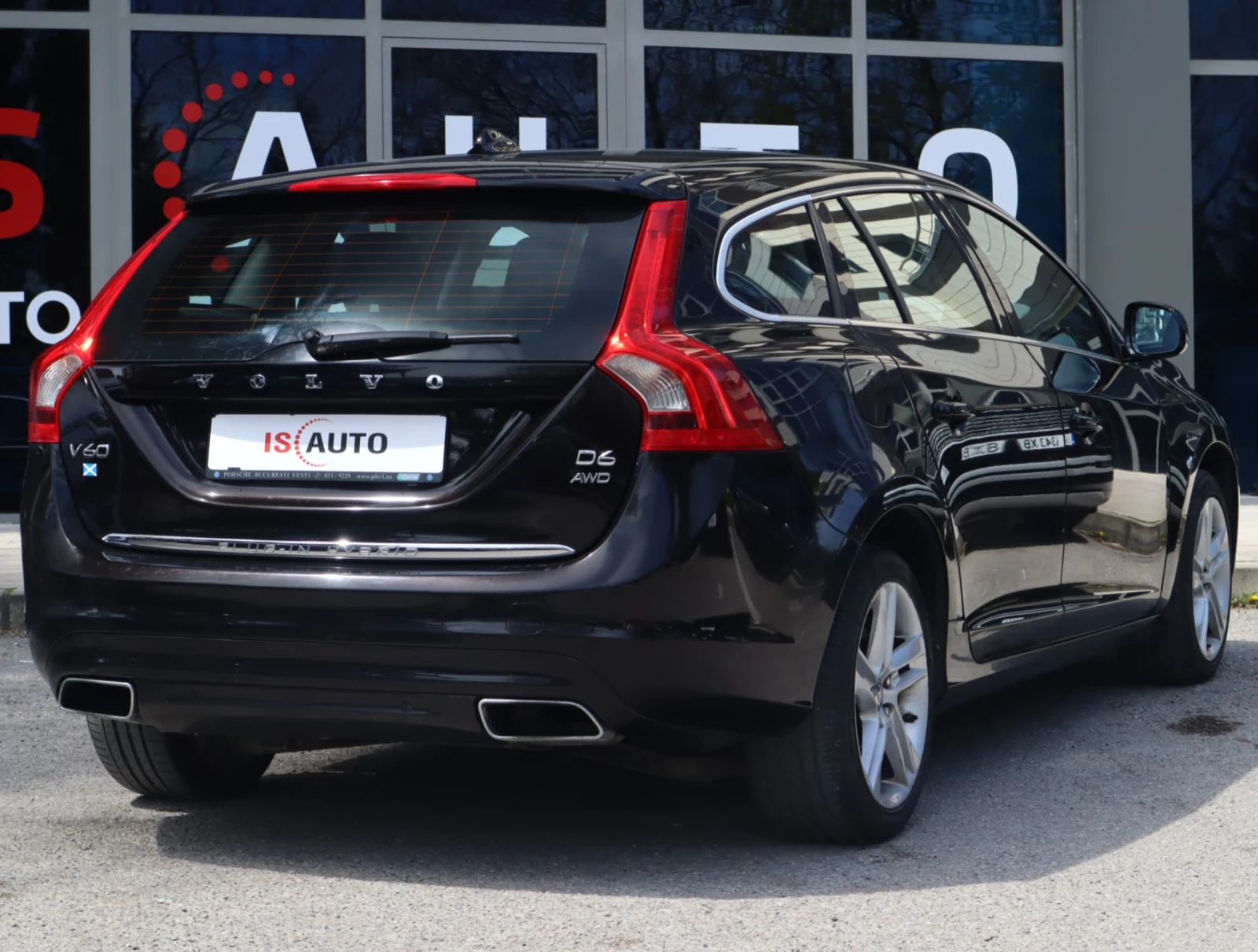 Volvo V60, снимка 4 - Автомобили и джипове - 54279436