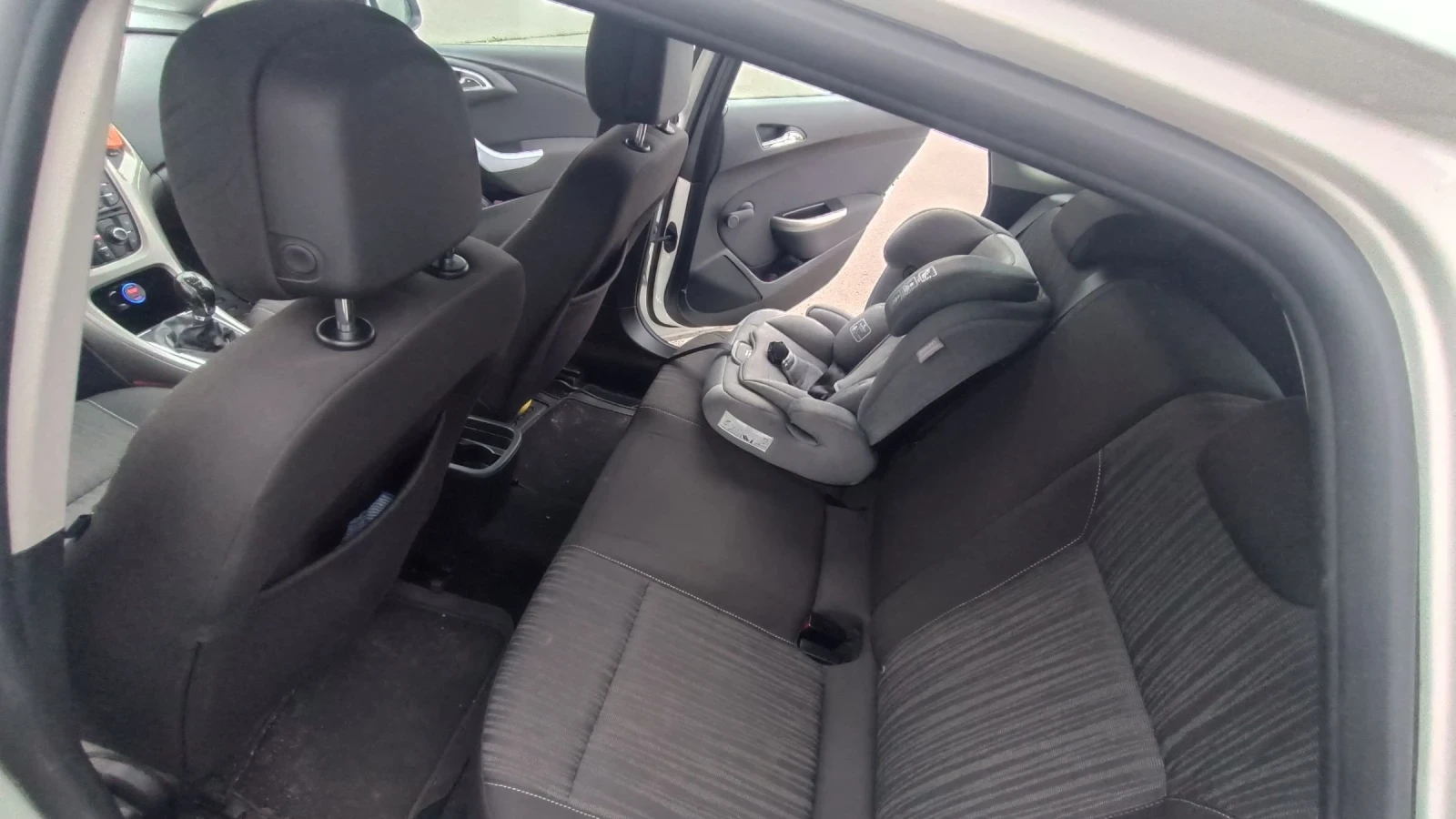 Opel Astra, снимка 6 - Автомобили и джипове - 54378392
