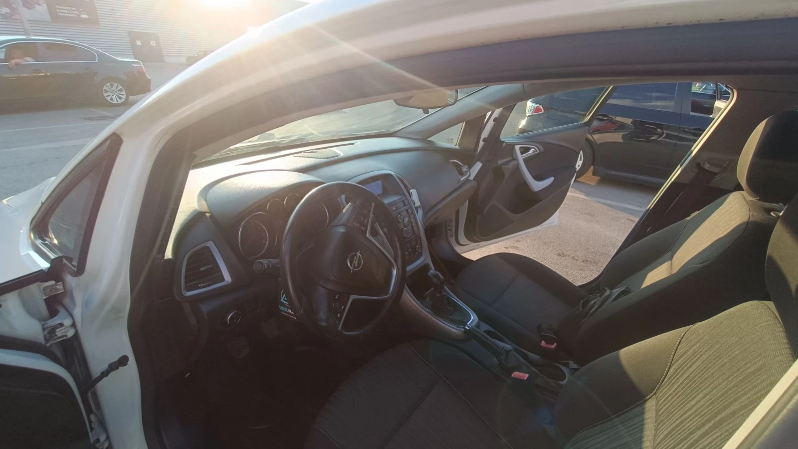 Opel Astra, снимка 7 - Автомобили и джипове - 54378392