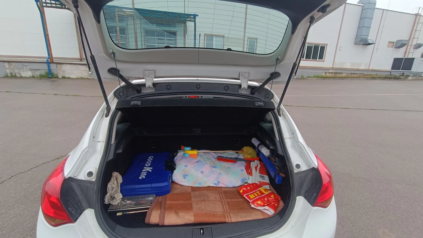 Opel Astra, снимка 7 - Автомобили и джипове - 54378392