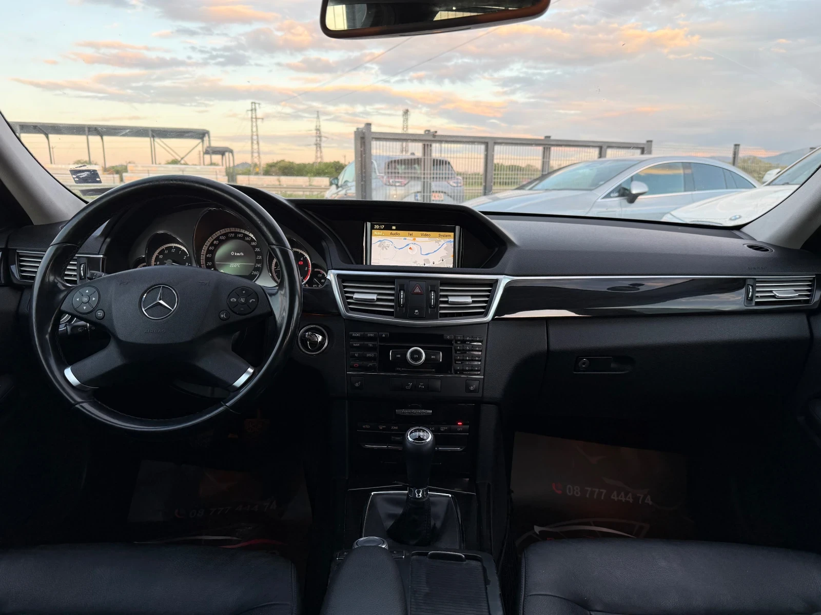 Mercedes-Benz E 250 D* 2011г* РЪЧКА* Топ Състояние* Сервизна История* , снимка 12 - Автомобили и джипове - 54598948