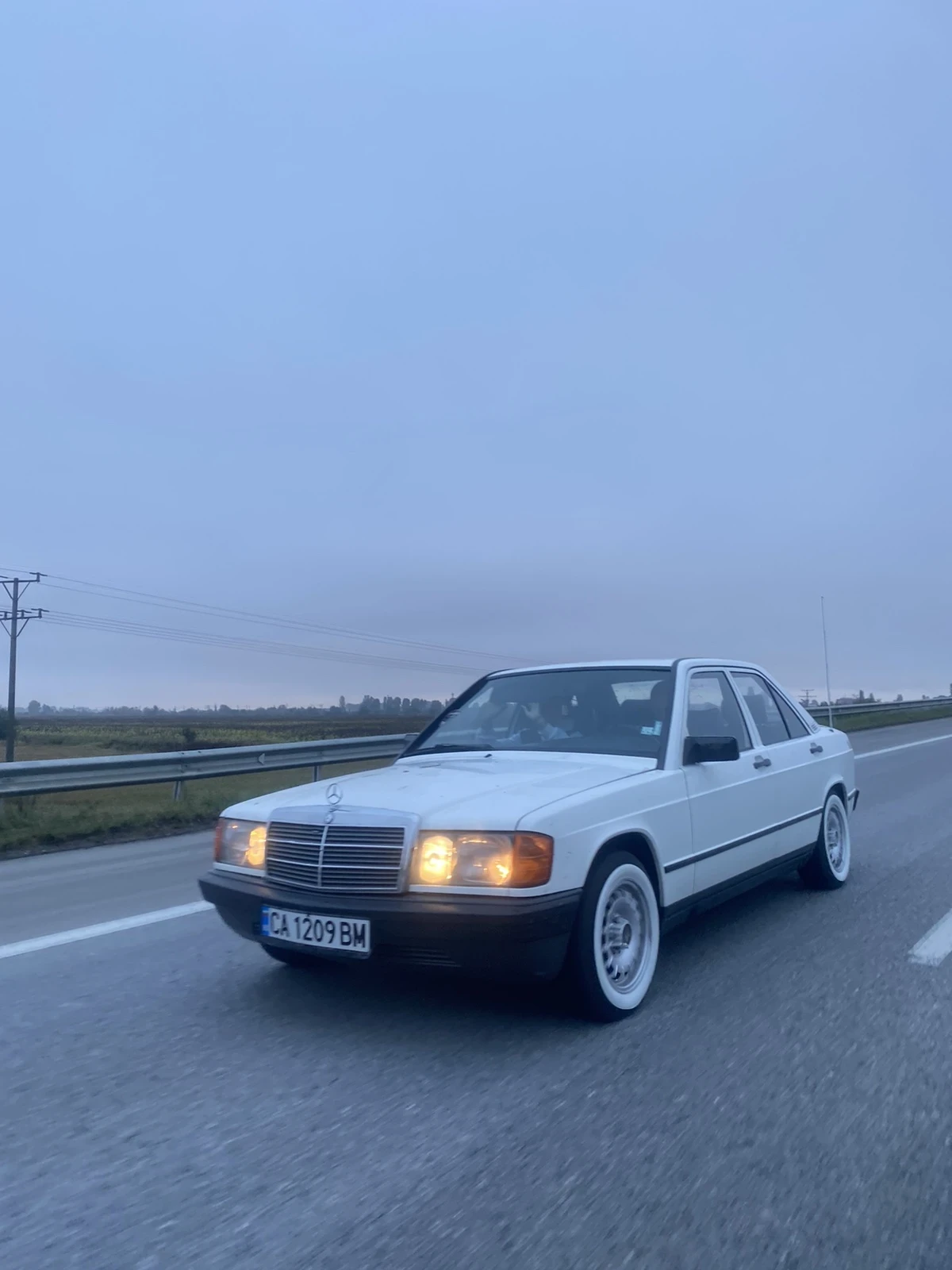 Mercedes-Benz 190