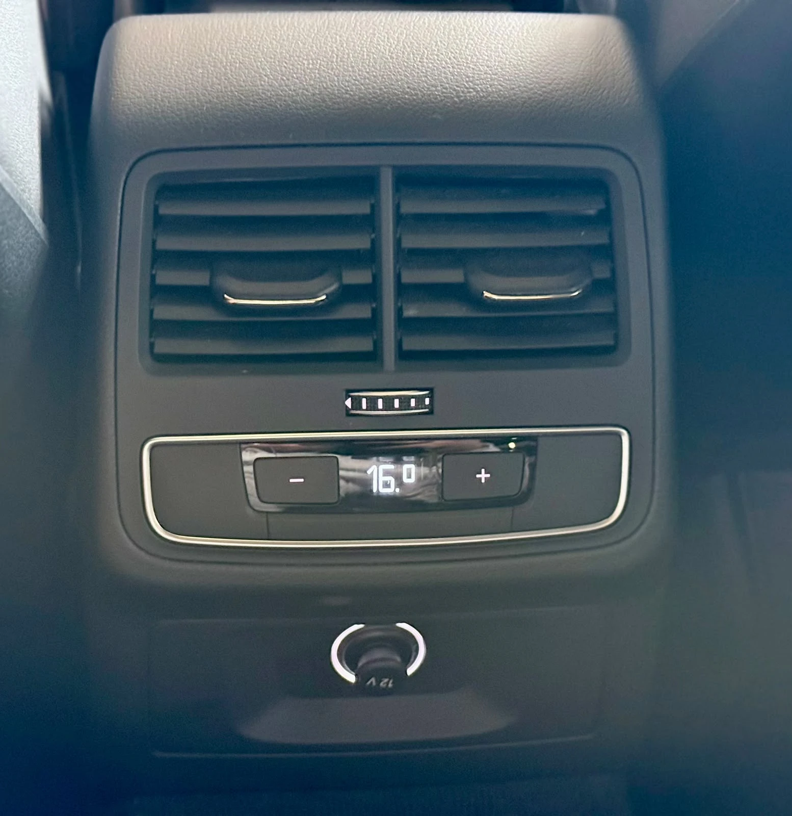 Audi A4 45 TDI* Quattro* Подгрев* ЛИЗИНГ , снимка 15 - Автомобили и джипове - 55132694