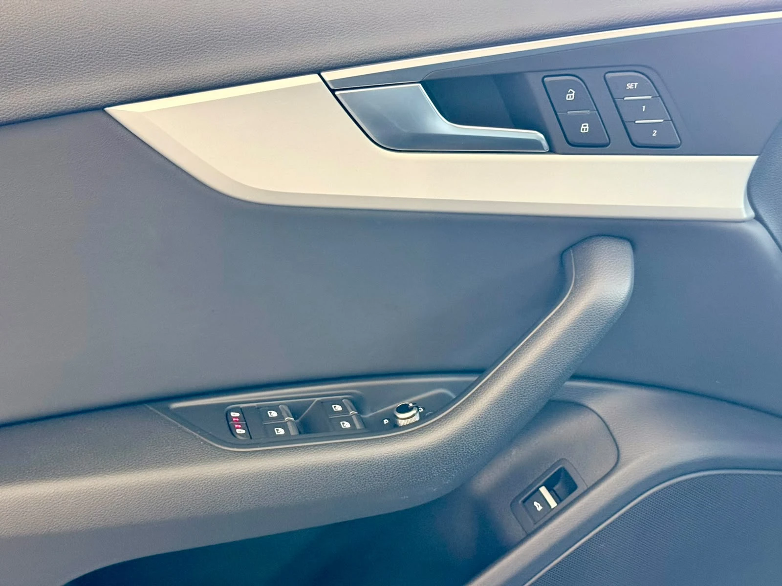 Audi A4 45 TDI* Quattro* Подгрев* ЛИЗИНГ , снимка 7 - Автомобили и джипове - 55132694